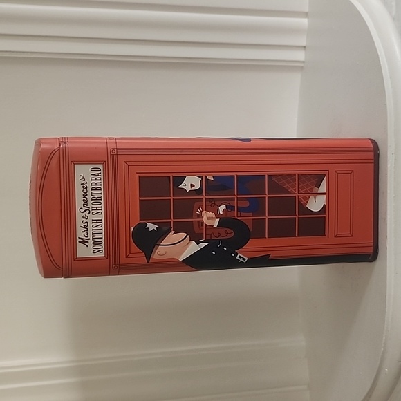 Marks and Spencer Scottish Shortbread Tin, British Phone Booth, London - Picture 4 of 9